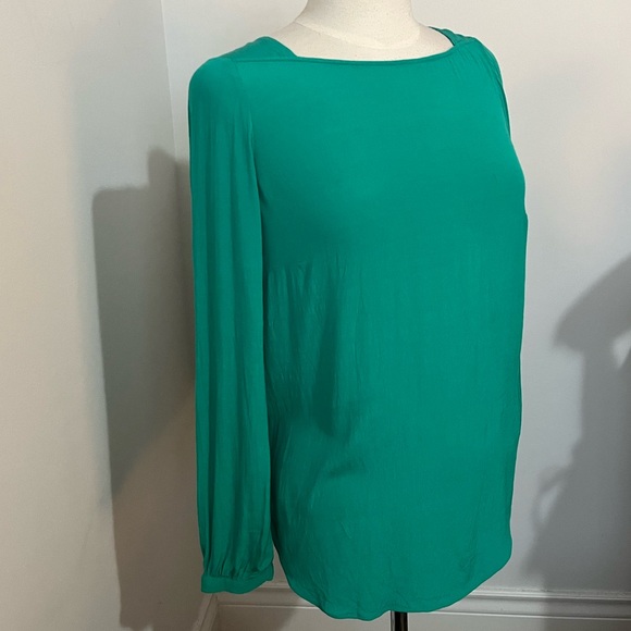 Striking Teal, Viscose Blouse - Picture 8 of 10